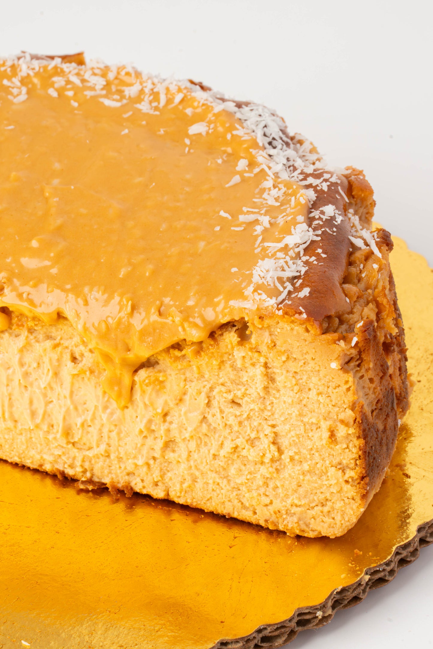 Tarta de queso vasca coco y dulce de leche