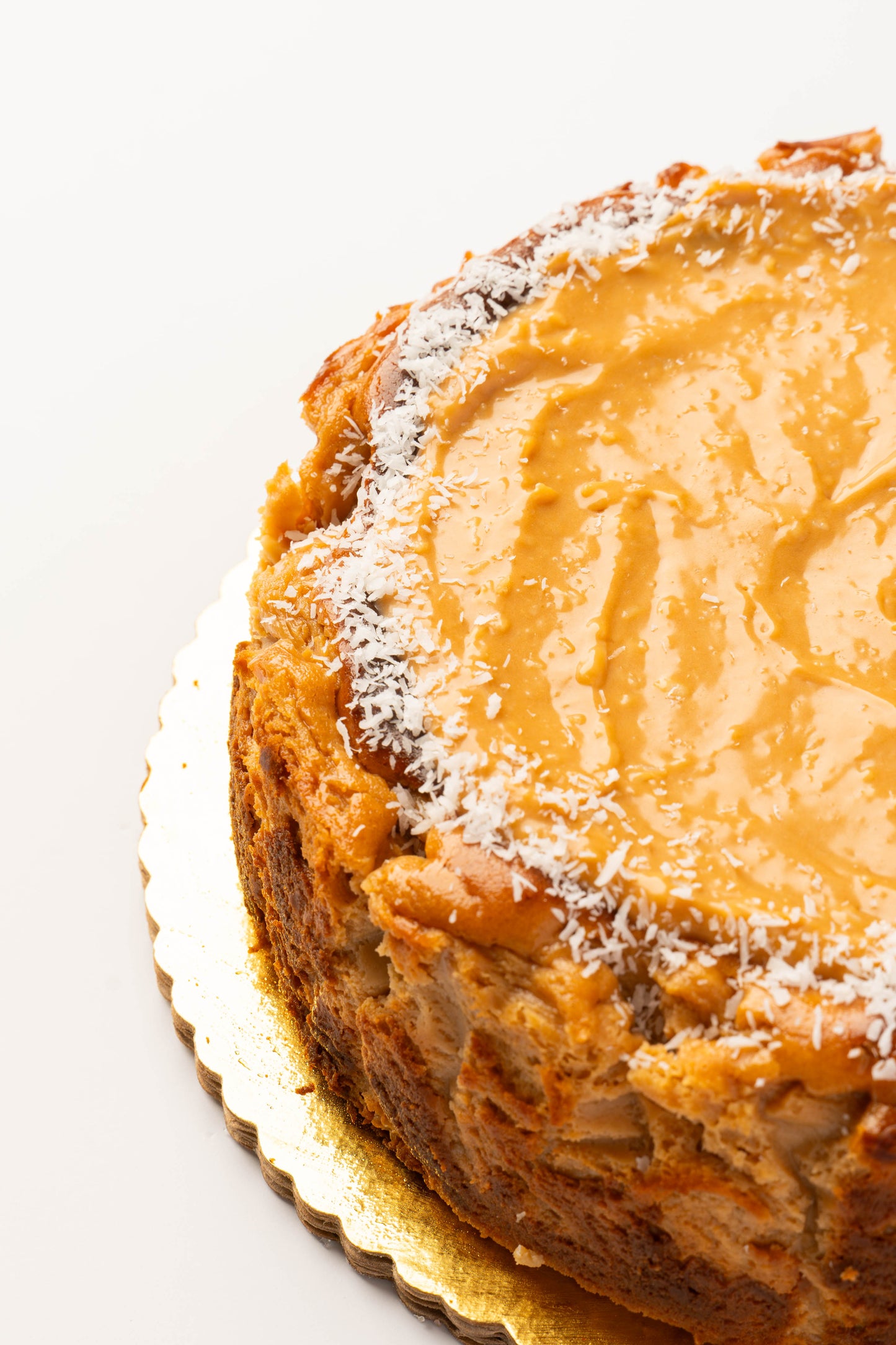 Tarta de queso vasca coco y dulce de leche